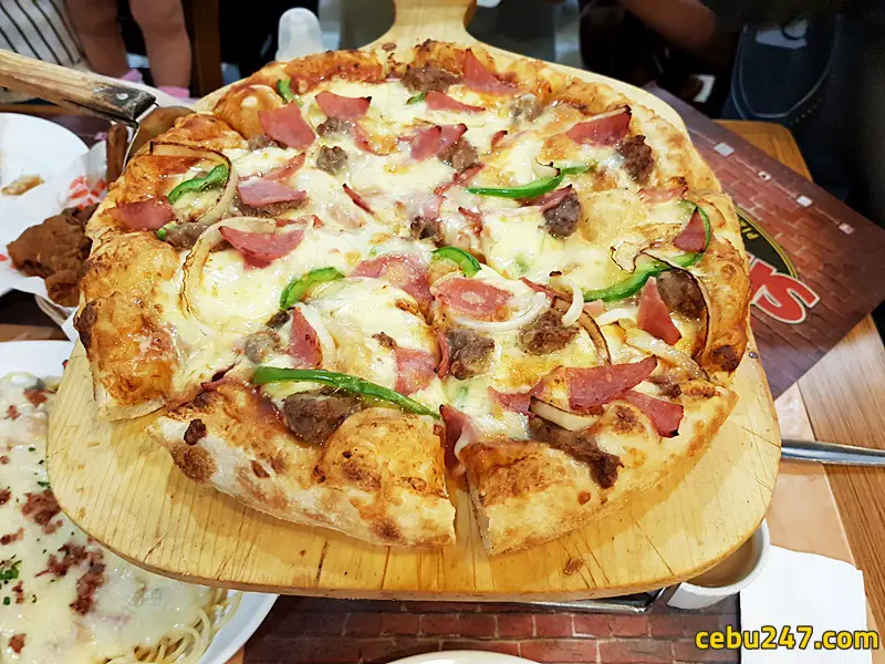 thick crust shakeys pizza