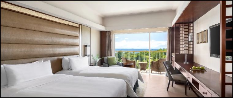 Main Wing Deluxe Sea View Room