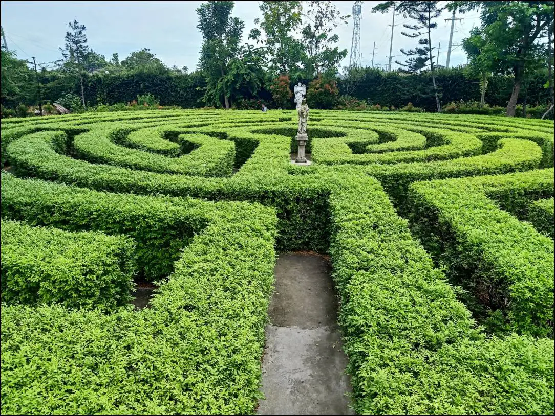 The Labyrinth Maze of Toledo