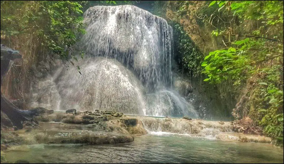 AGUINID WATERFALLS 