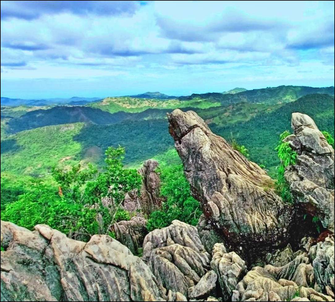 MOUNT MANUNGGAL