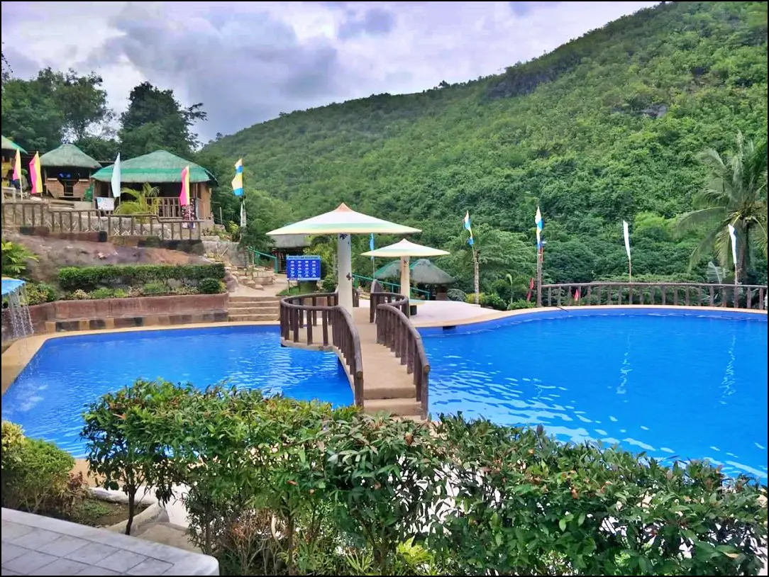 Paradise Hills Mountain Resort